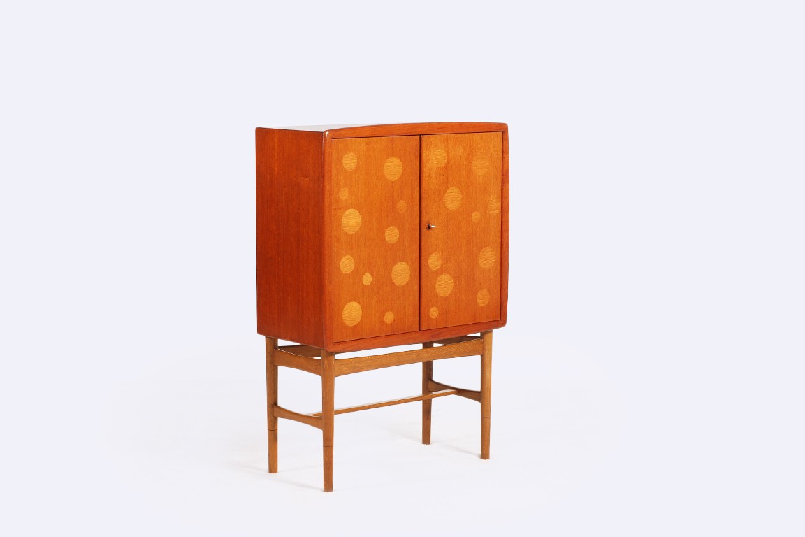 kurt ostervig kindt larsen teck chêne bar cabinet 1940 1950