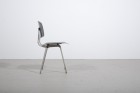 Friso Kramer chaise Revolt Chair for Ahrend de Cirkel 1953