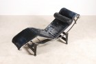 le corbusier chaise longue lc4 cassina b306 peau design 1980